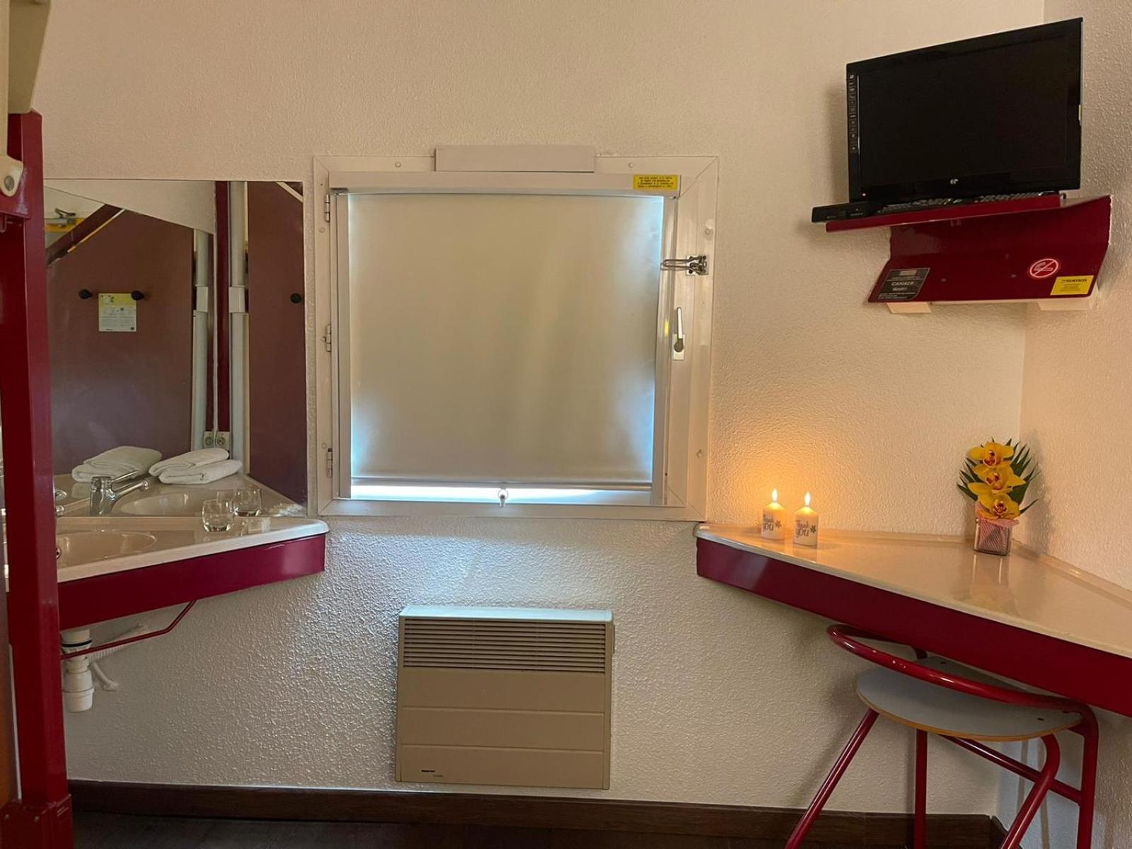 Hotel Paris Valence Bourg-de-Péage Екстериор снимка