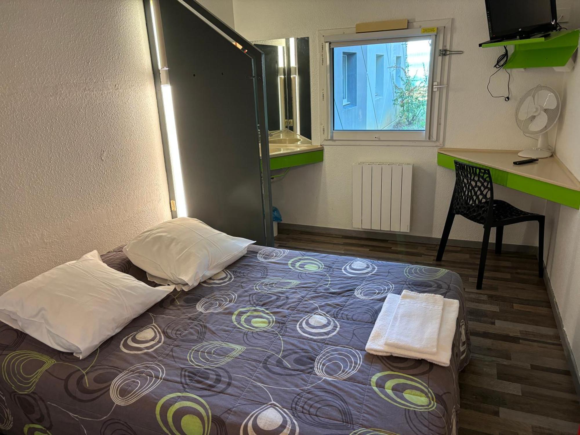 Hotel Paris Valence Bourg-de-Péage Екстериор снимка