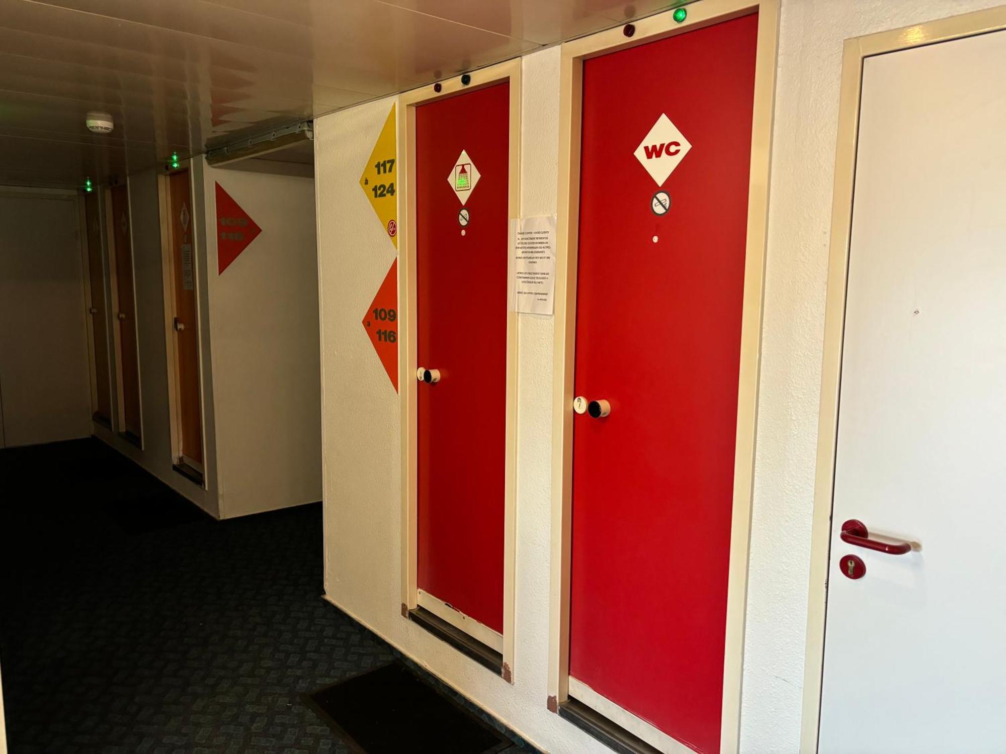 Hotel Paris Valence Bourg-de-Péage Екстериор снимка